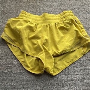Lululemon Athletica 2.5in Hotty Hot Athletic Shorts Mustard yellow